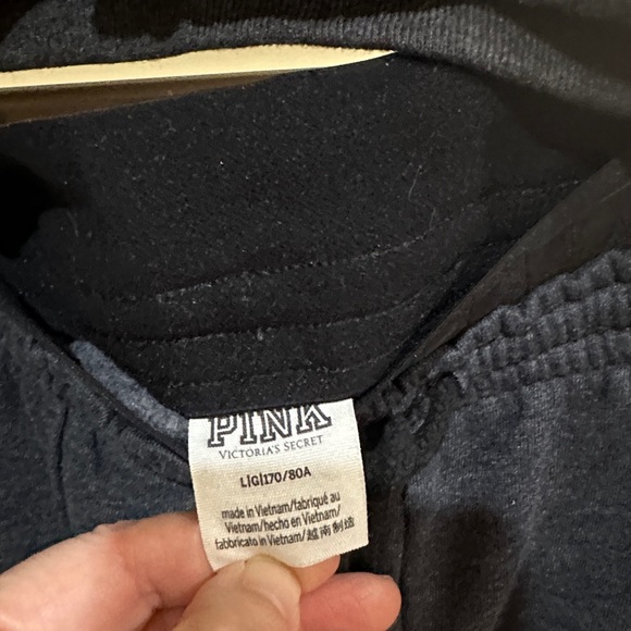 PINK Victoria's Secret Leopard Print Hoodie & Sweatpants. Size L - Picture 5 of 6